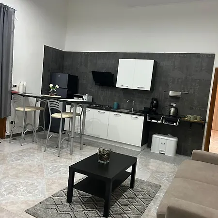 בית נופש Roy's Holidays